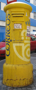 Yellow Spanish mailbox, Isla Afortunada at The Cheshire Cat Blog
