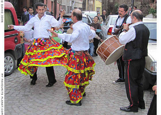 Kocheck dancers and musicians, Fatih district, Istanbul at The Cheshire Cat Blog