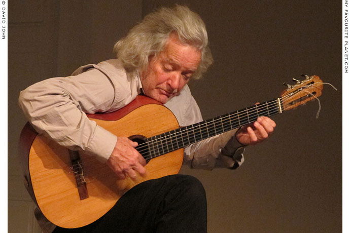 Carlo Domeniconi performing at Theater o. N., Berlin at The Cheshire Cat Blog
