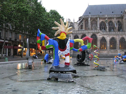 Colourful modern sculpture at the Centre Pompidou, Paris at My Favourite Planet