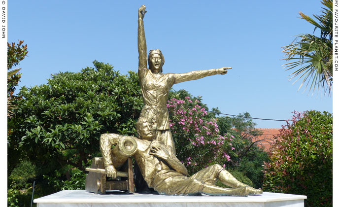 Monument to Domna and Hadji Antonis Vizvizi in Alexandroupoli, Thrace, Greece at My Favourite Planet