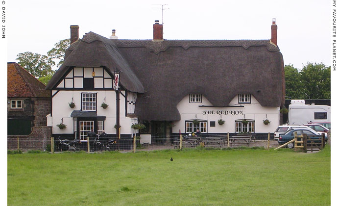 The Red Lion pub, Avebury village, Wiltshire at My Favourite Planet