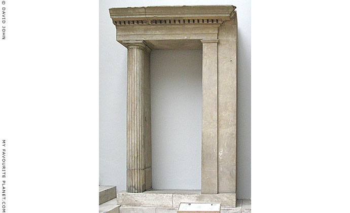 A reconstruction of a section of the entrance to the Pergamon Library, in the Athena Sanctuary, at My Favourite Planet