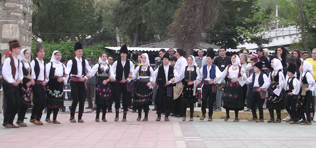 Serbian folk dancers visit Selcuk, Turkey at My Favourite Planet