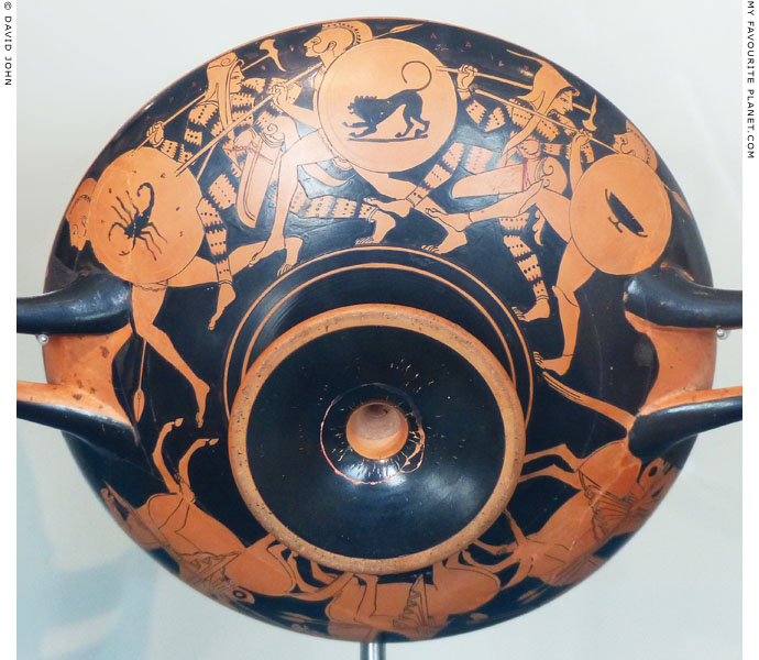 An Attic red-figure kylix painted by Apollodoros at My Favourite Planet