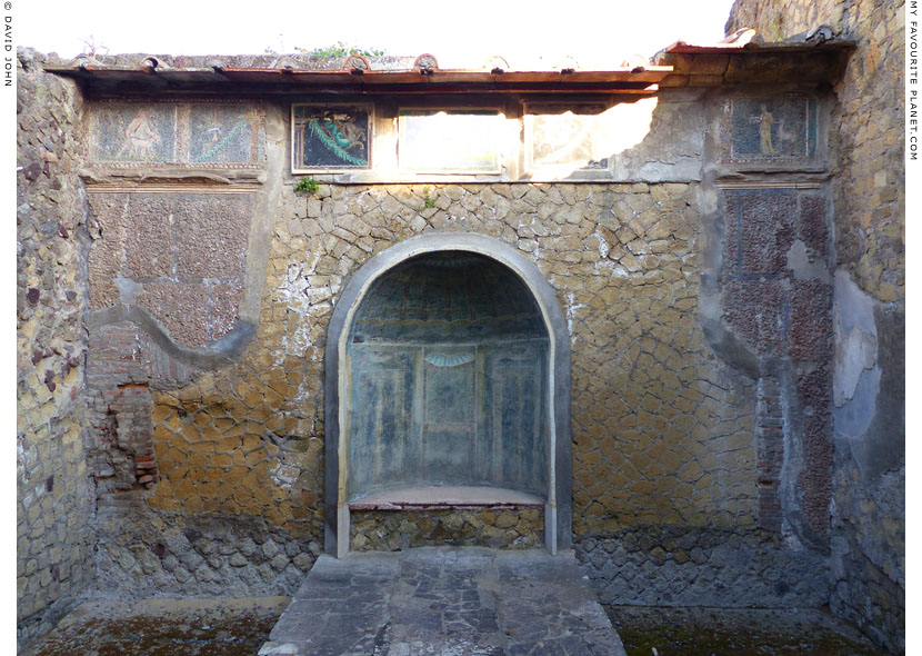 The House of the Skeleton, Herculaneum at My Favourite Planet