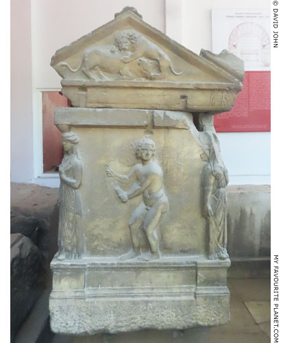 The right side of the Leda sarcophagus in Kifissia at My Favourite Planet The right side of the Leda sarcophagus in Kifissia at My Favourite Planet