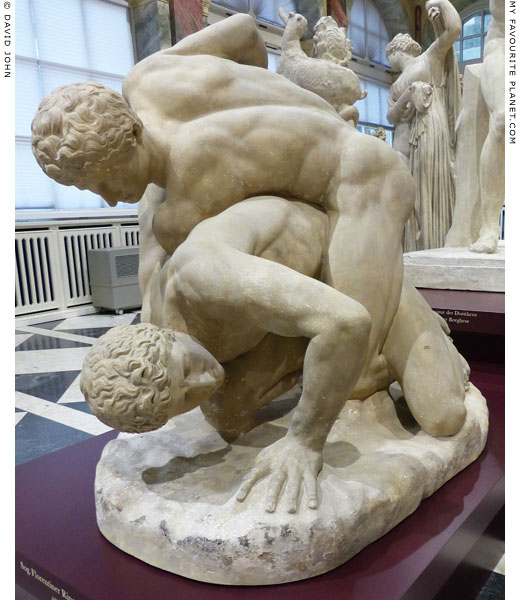 Cast of the Uffizi Wrestlers statue group at My Favourite Planet